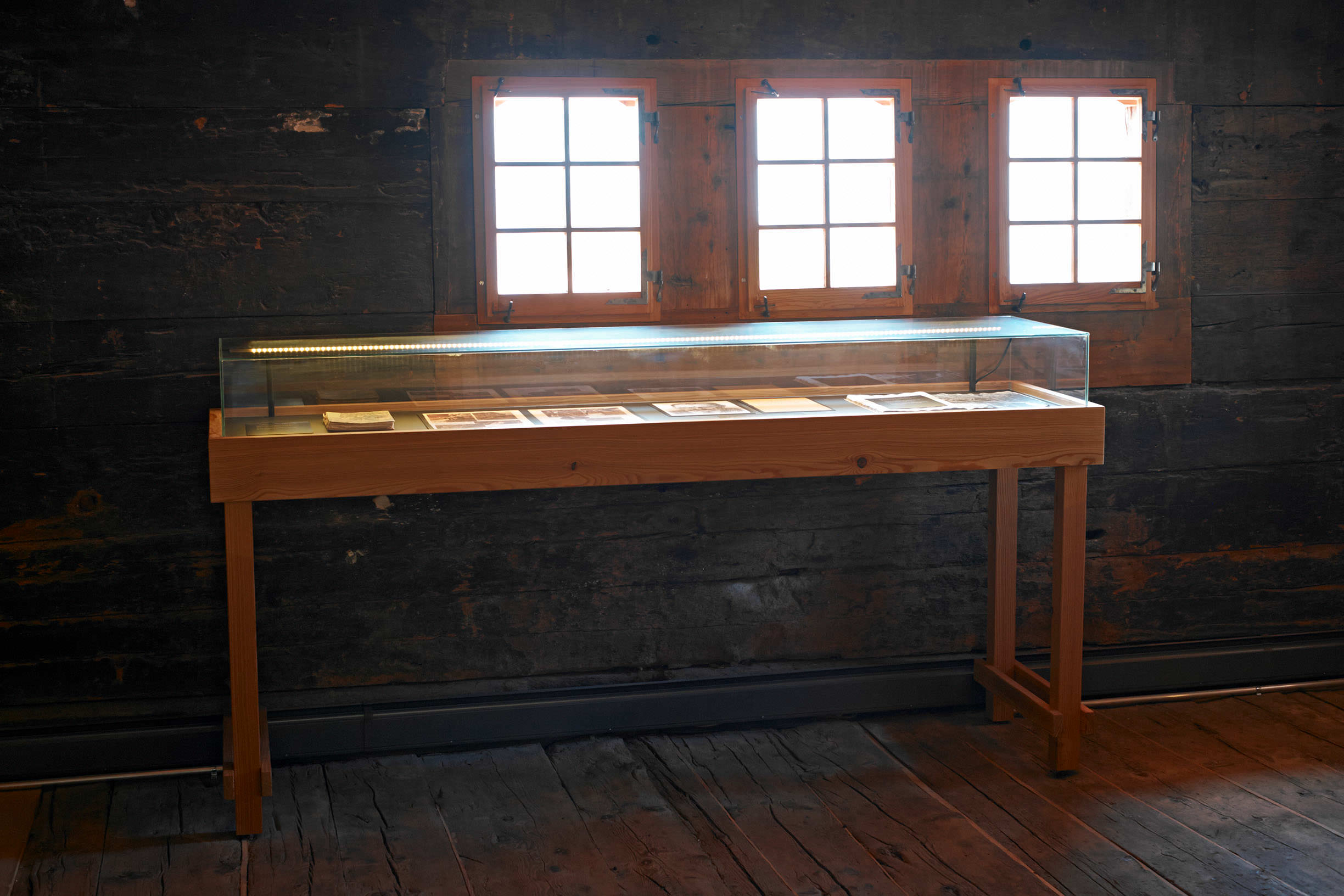 E13451 xPro 9930 j2560